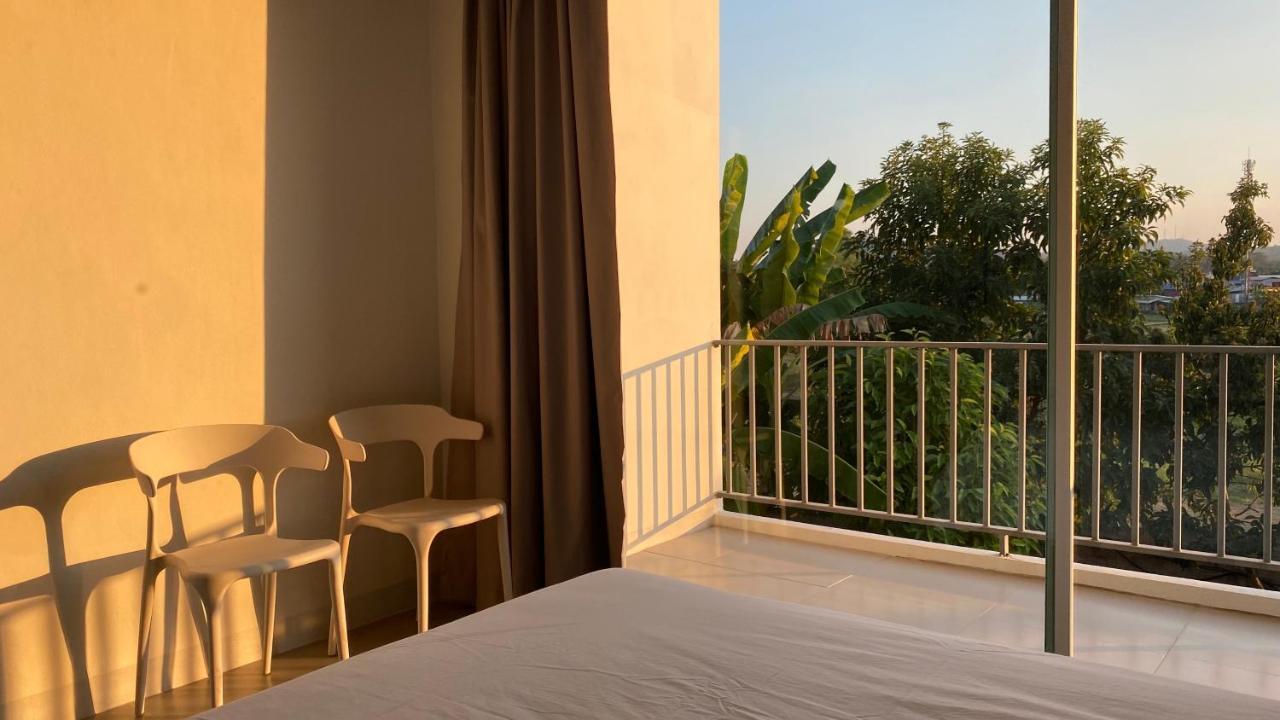 Bed and Breakfast Baan Thammada Нан Экстерьер фото