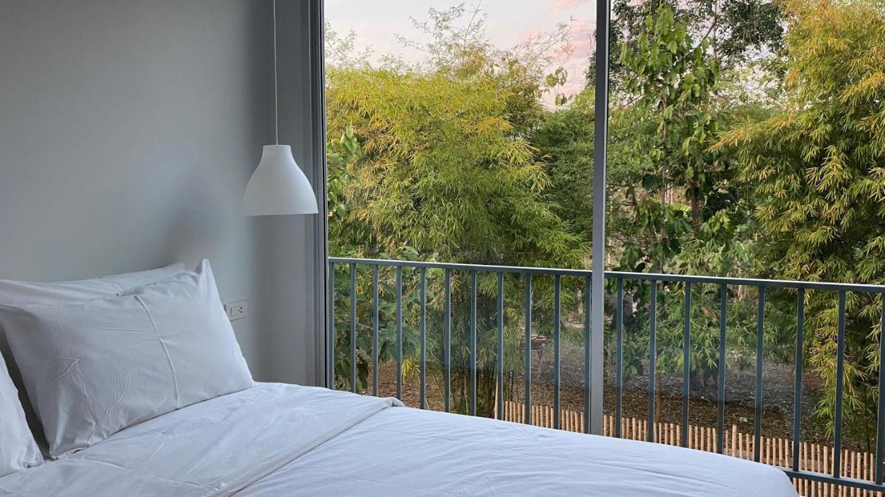 Bed and Breakfast Baan Thammada Нан Экстерьер фото